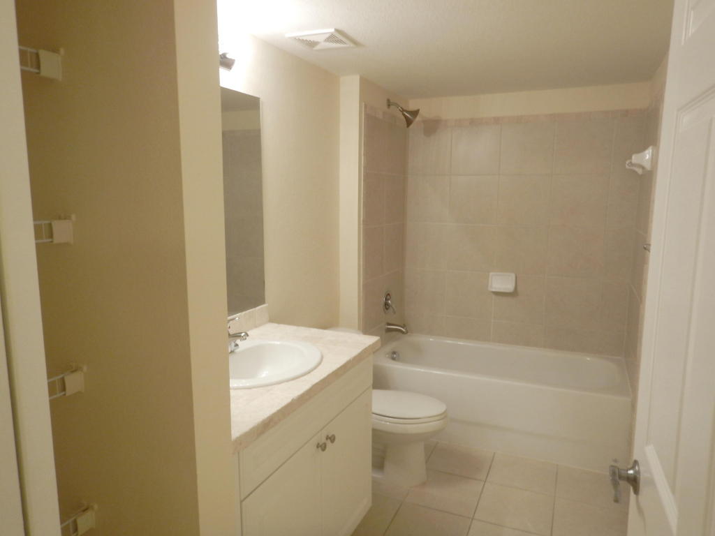 GREEN CAY VILLAGE CONDO - Residential