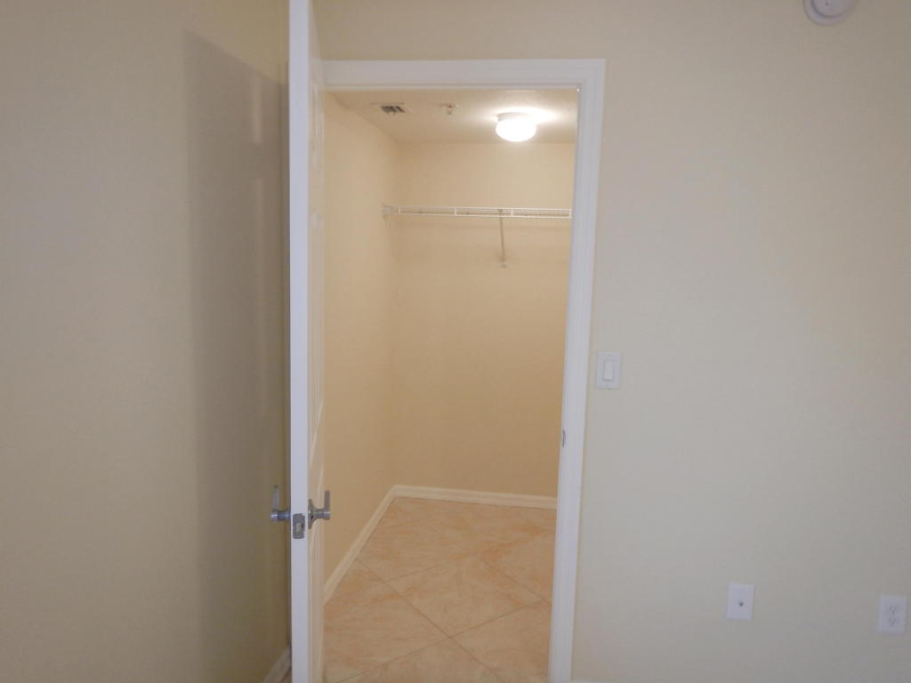 GREEN CAY VILLAGE CONDO - Residential