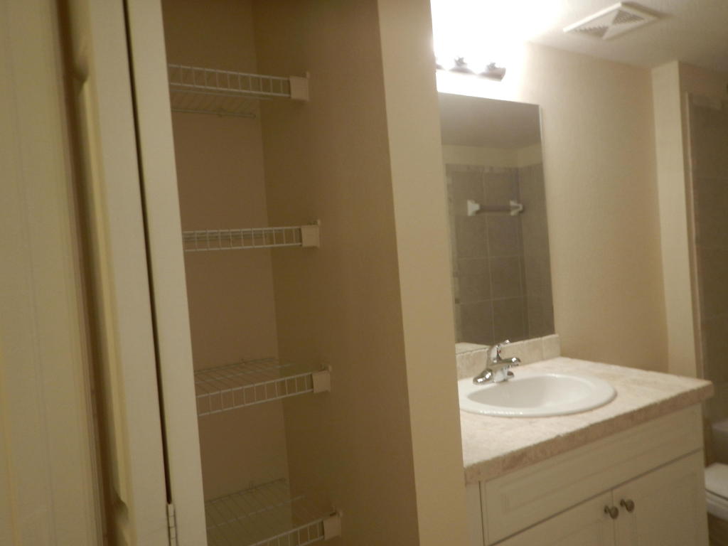 GREEN CAY VILLAGE CONDO - Residential