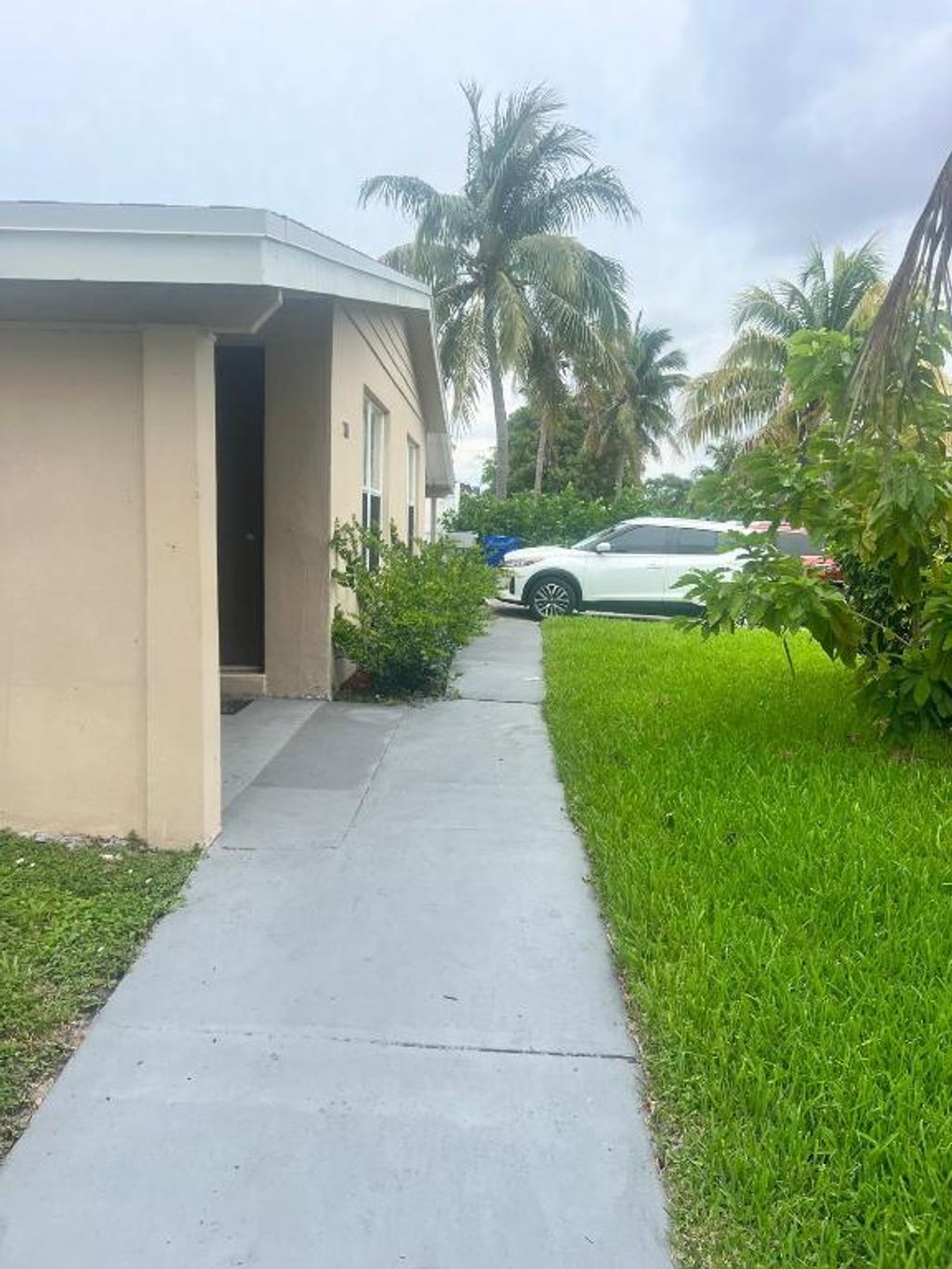 Photo of 2001 NE 2nd Terrace, Pompano Beach, FL 33060 (MLS # R11157023)