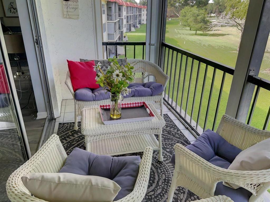Photo of 9300 N HOLLYBROOK LAKE Drive S #304, Pembroke Pines, FL 33025 (MLS # B26073053)