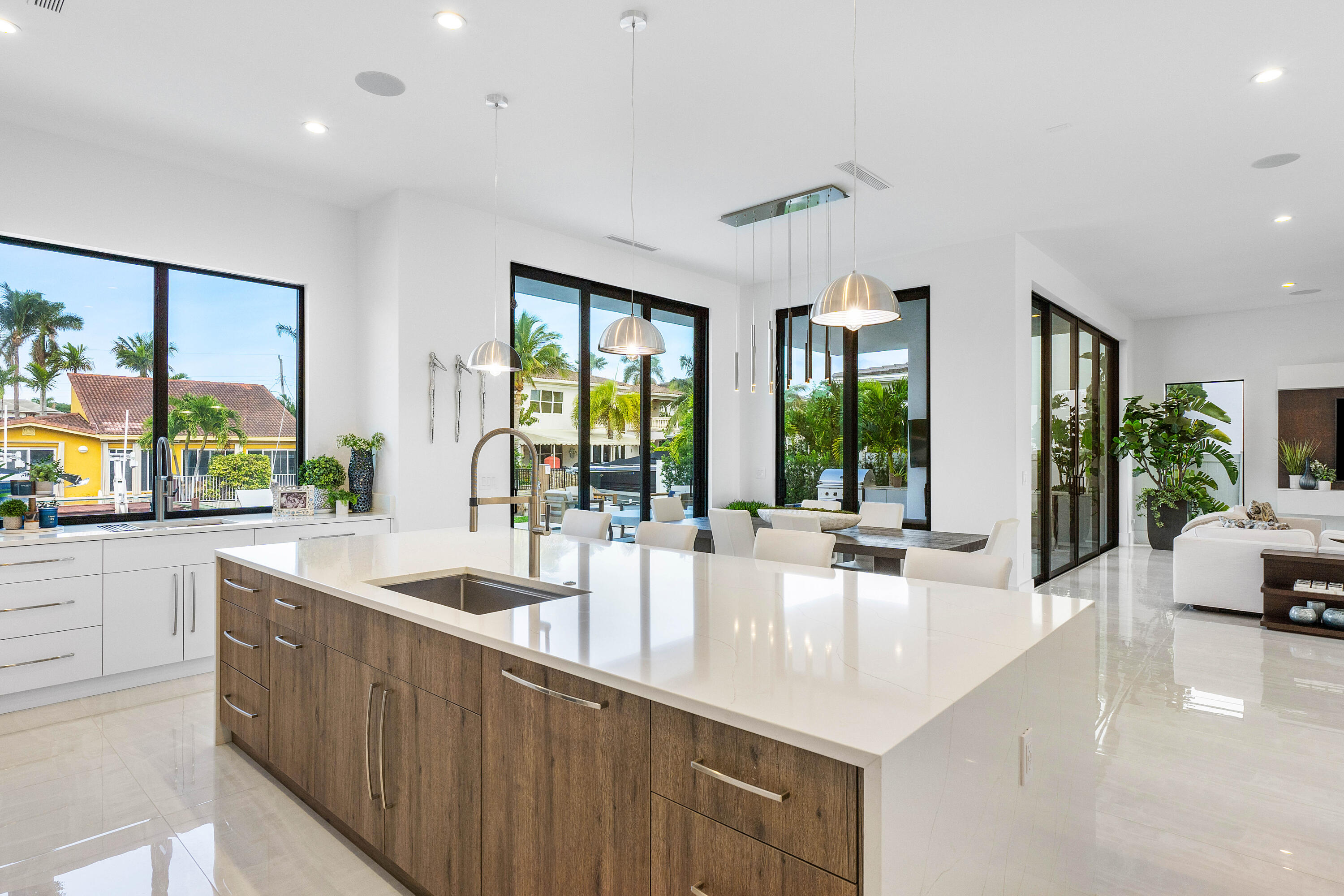 BOCA HARBOUR 4TH SEC - Residential