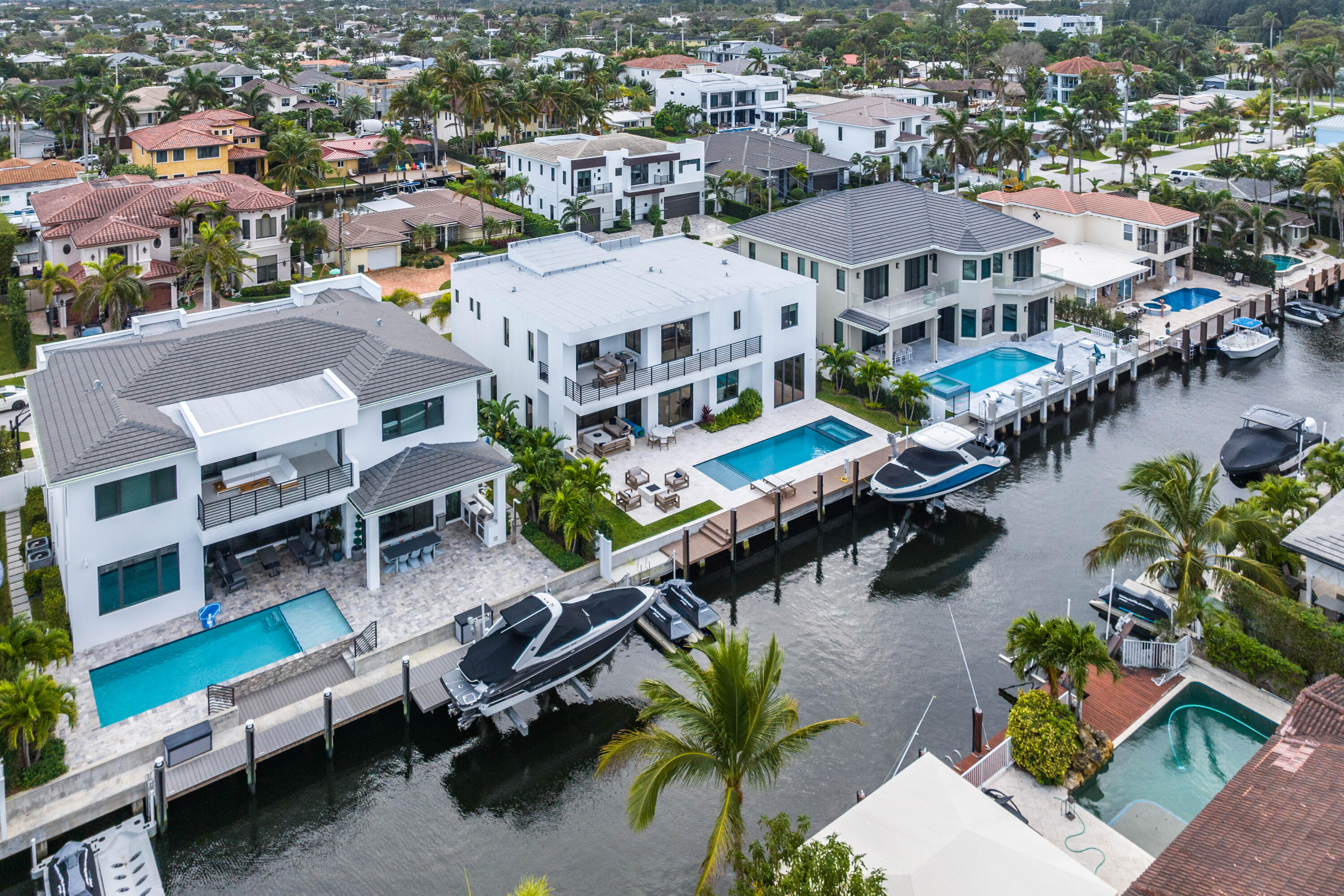 BOCA HARBOUR 4TH SEC - Residential