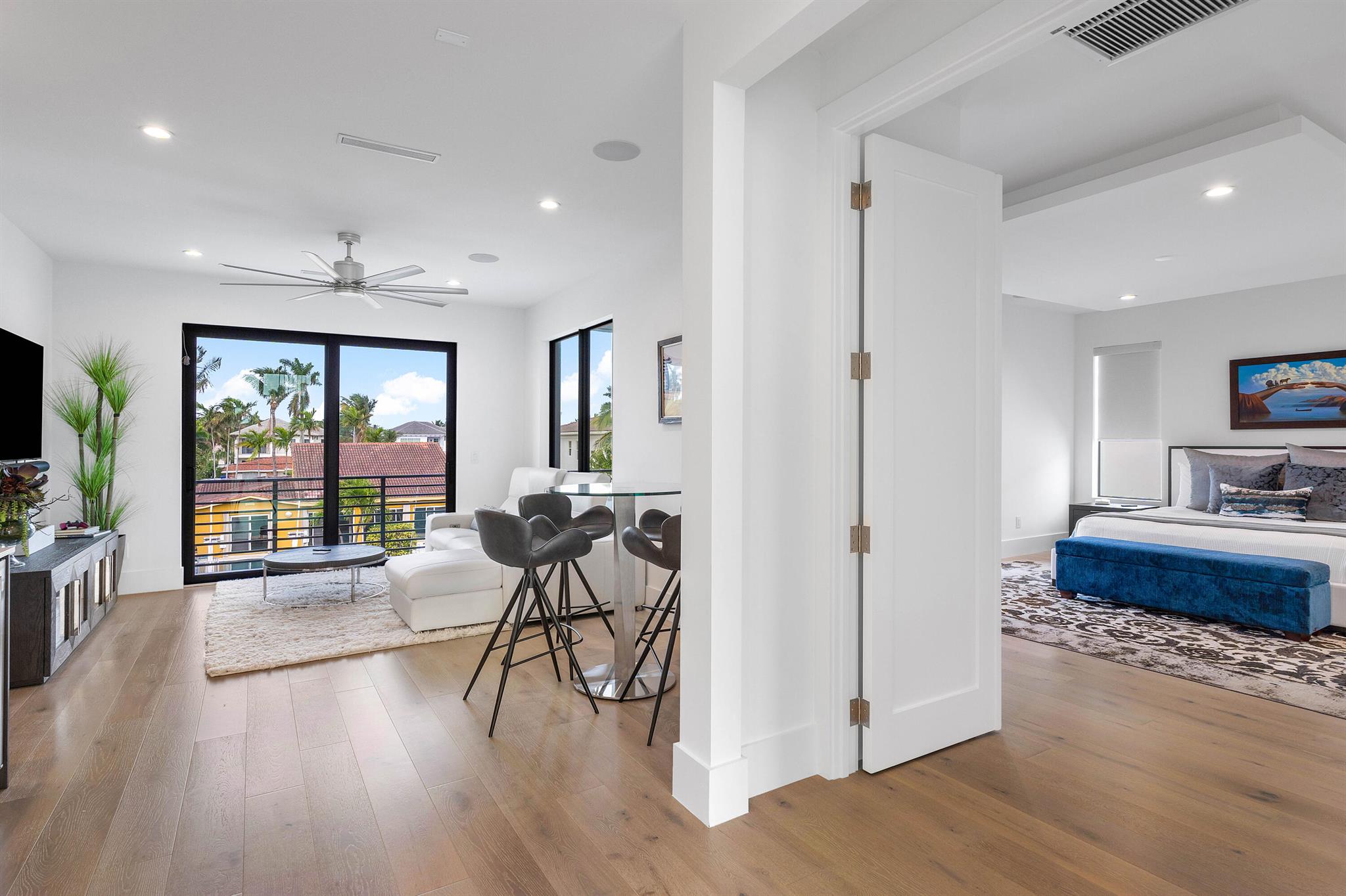 BOCA HARBOUR 4TH SEC - Residential