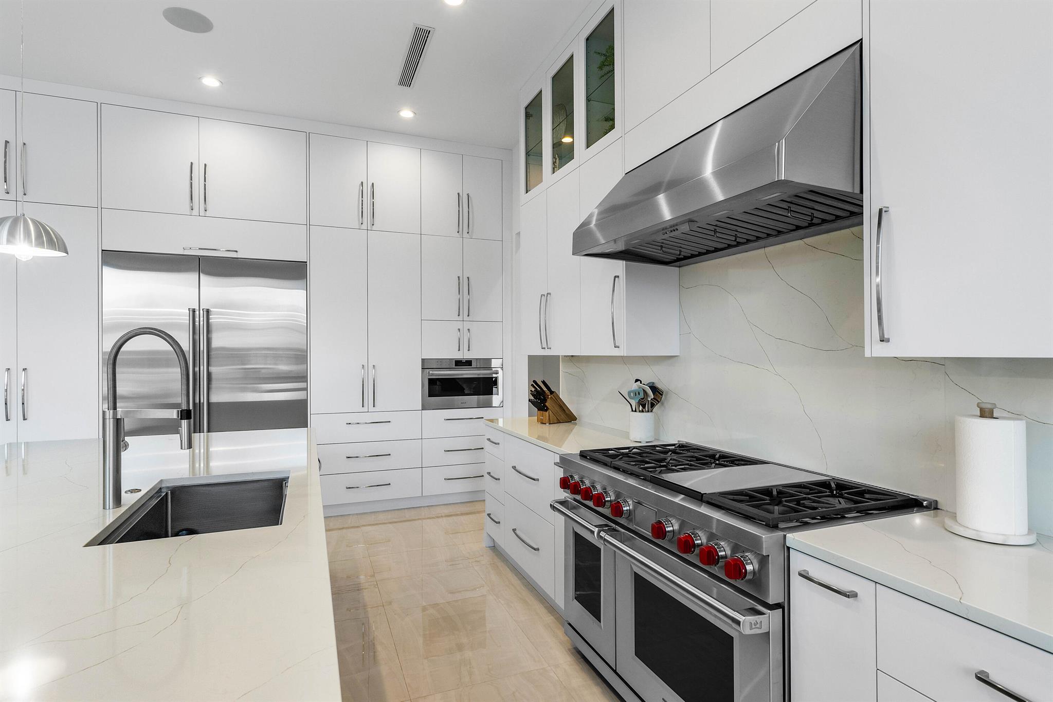 BOCA HARBOUR 4TH SEC - Residential