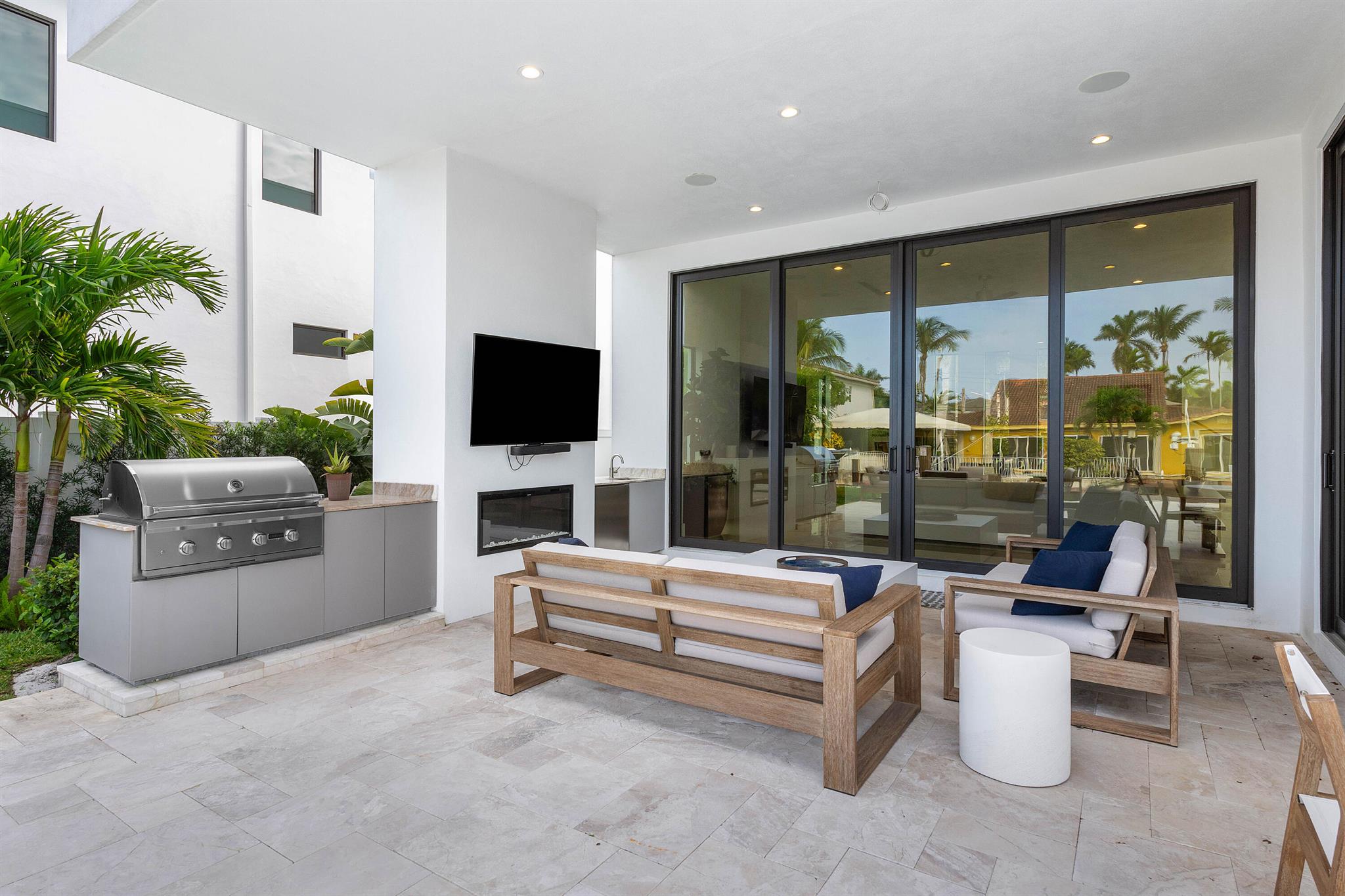 BOCA HARBOUR 4TH SEC - Residential