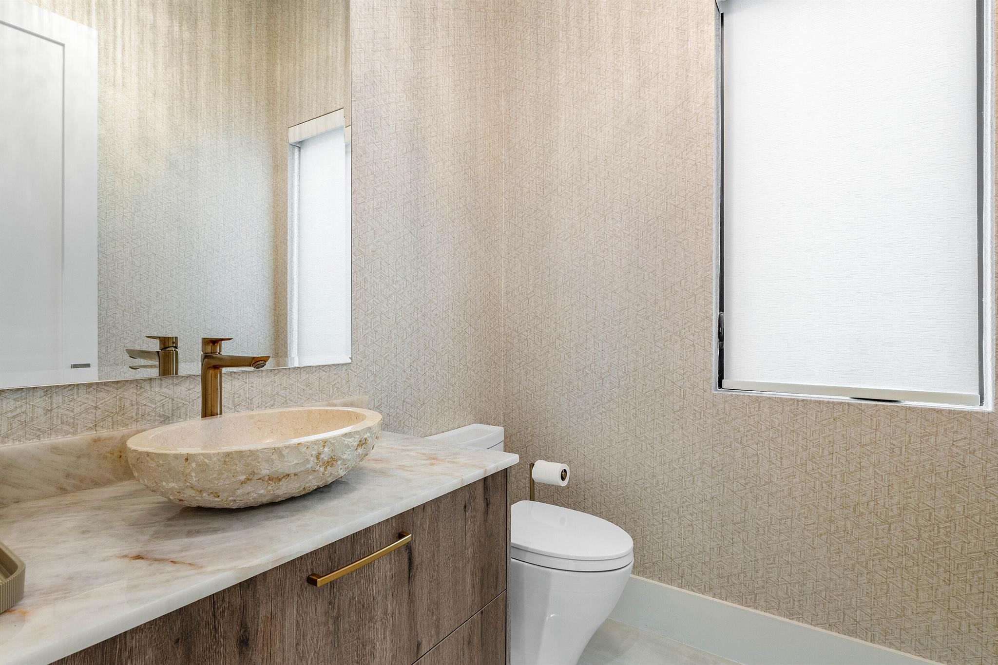 BOCA HARBOUR 4TH SEC - Residential