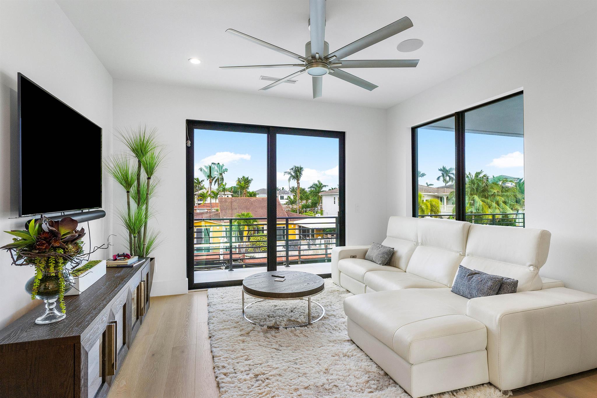 BOCA HARBOUR 4TH SEC - Residential