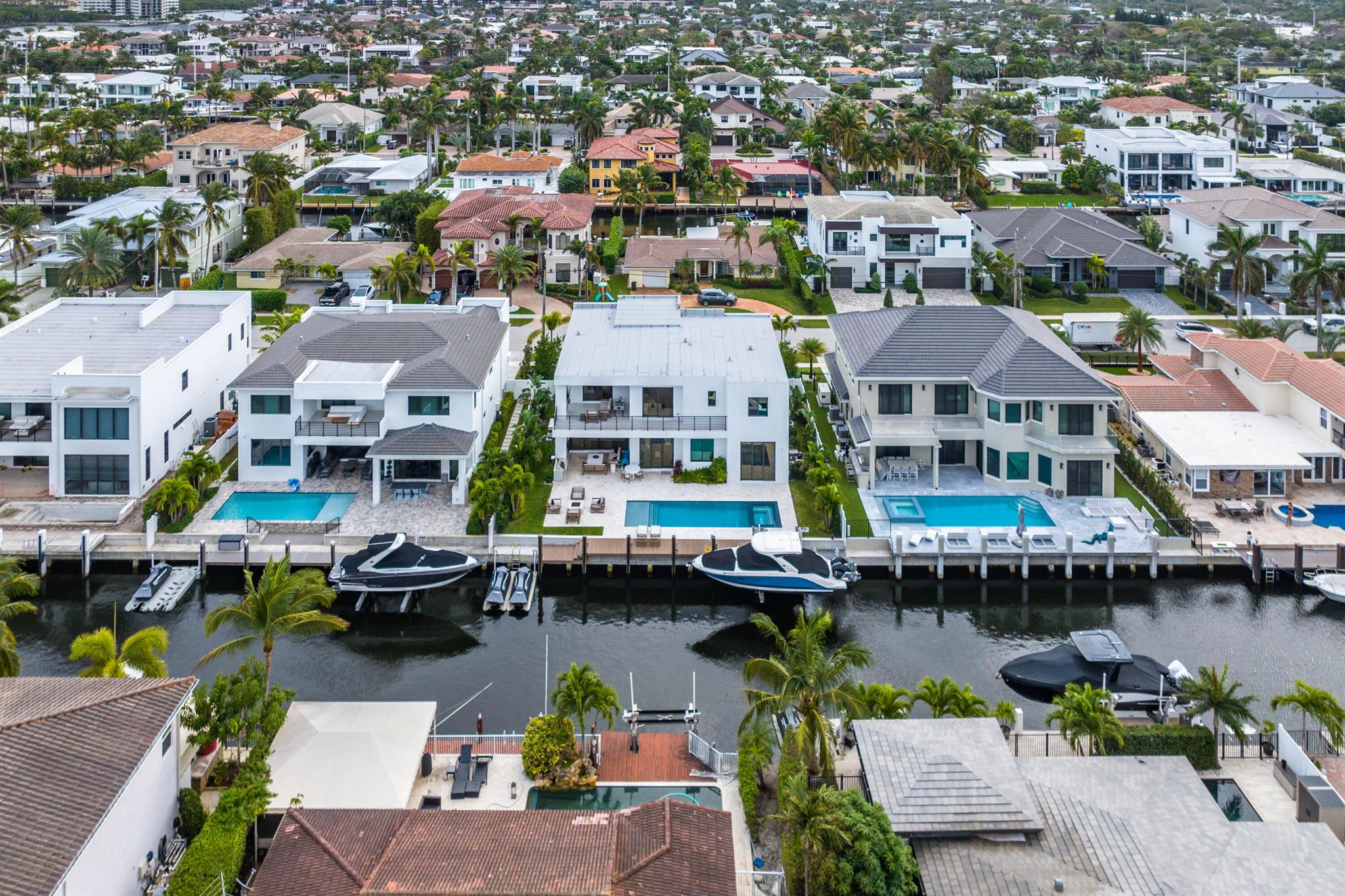 BOCA HARBOUR 4TH SEC - Residential