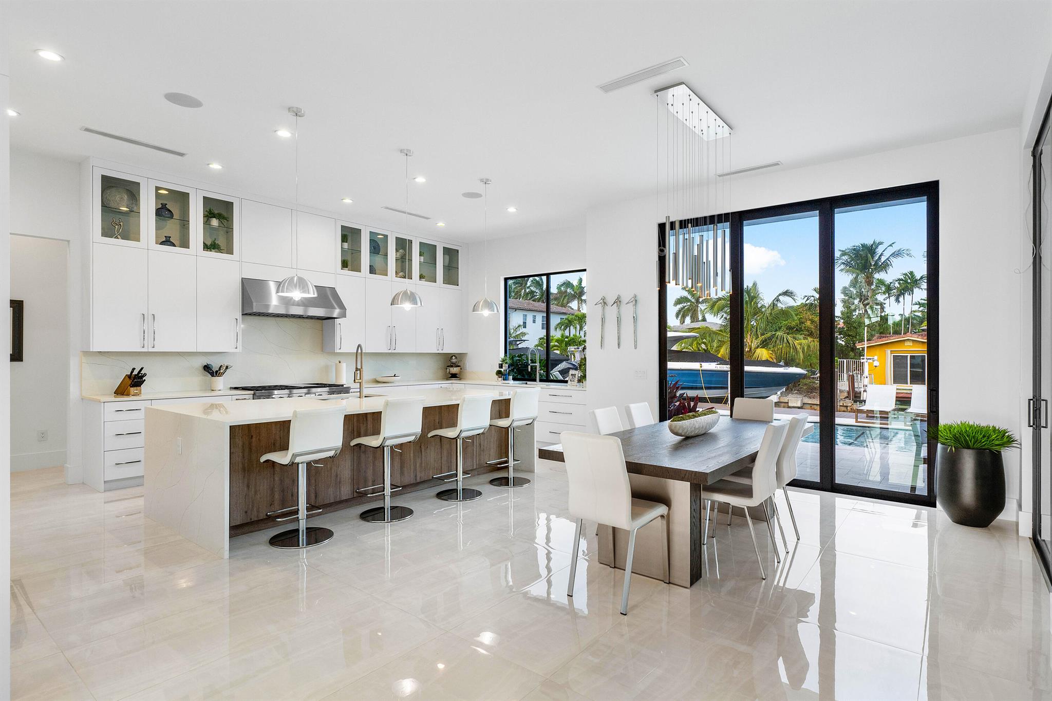 BOCA HARBOUR 4TH SEC - Residential