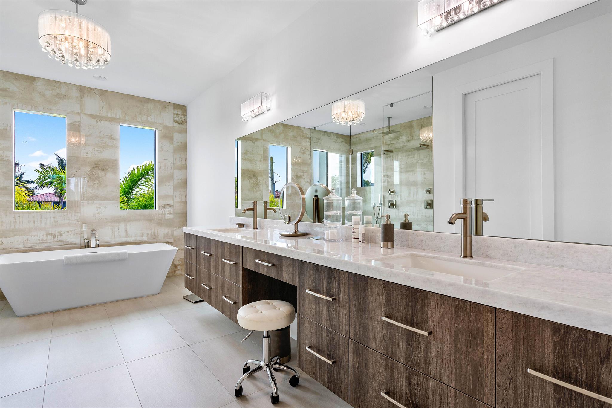 BOCA HARBOUR 4TH SEC - Residential