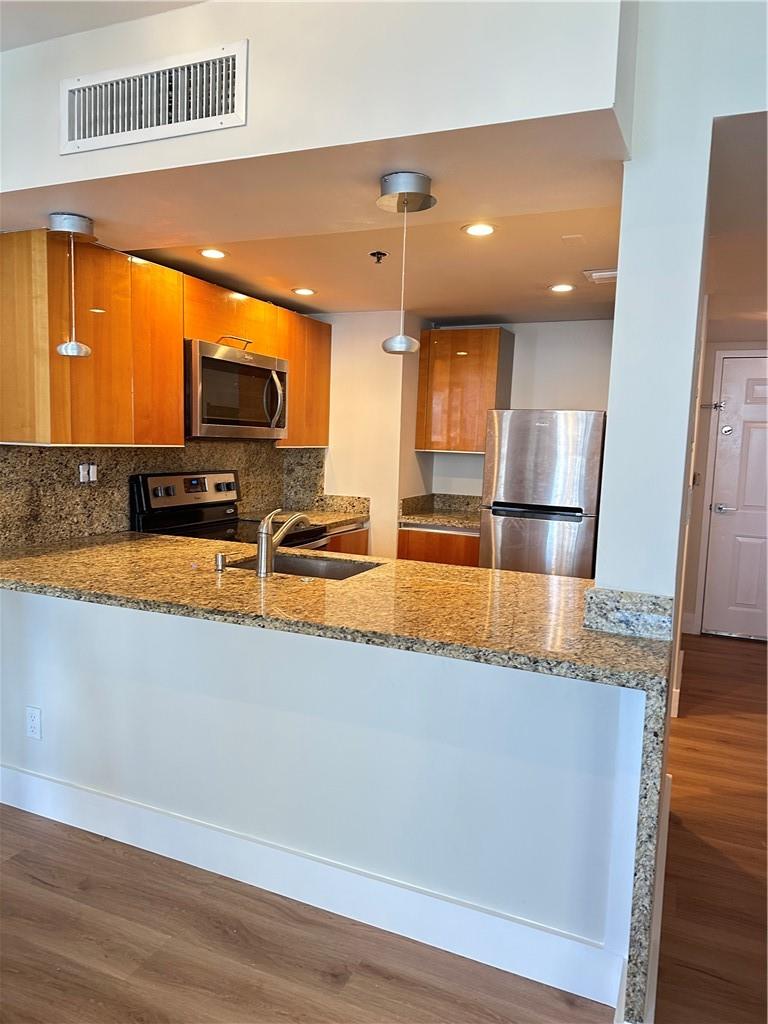 BRICKELL KEY II CONDO - Residential Lease