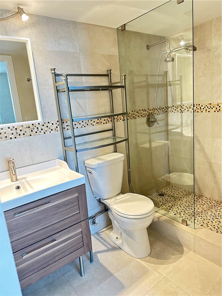 BRICKELL KEY II CONDO - Residential Lease