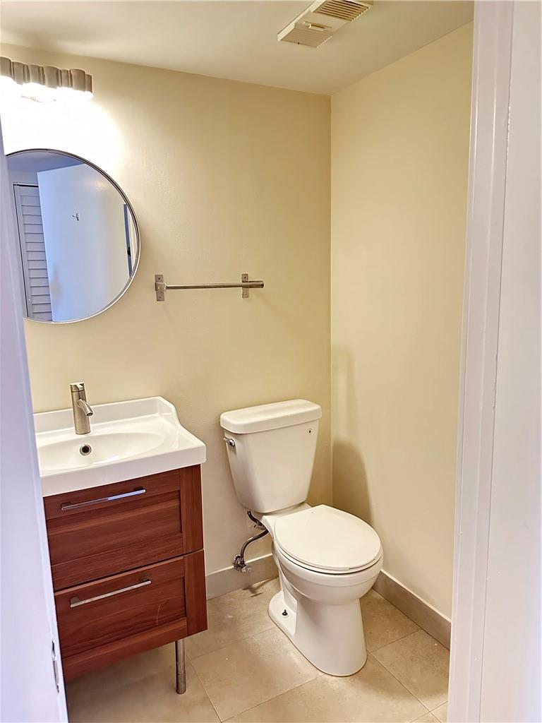 BRICKELL KEY II CONDO - Residential Lease