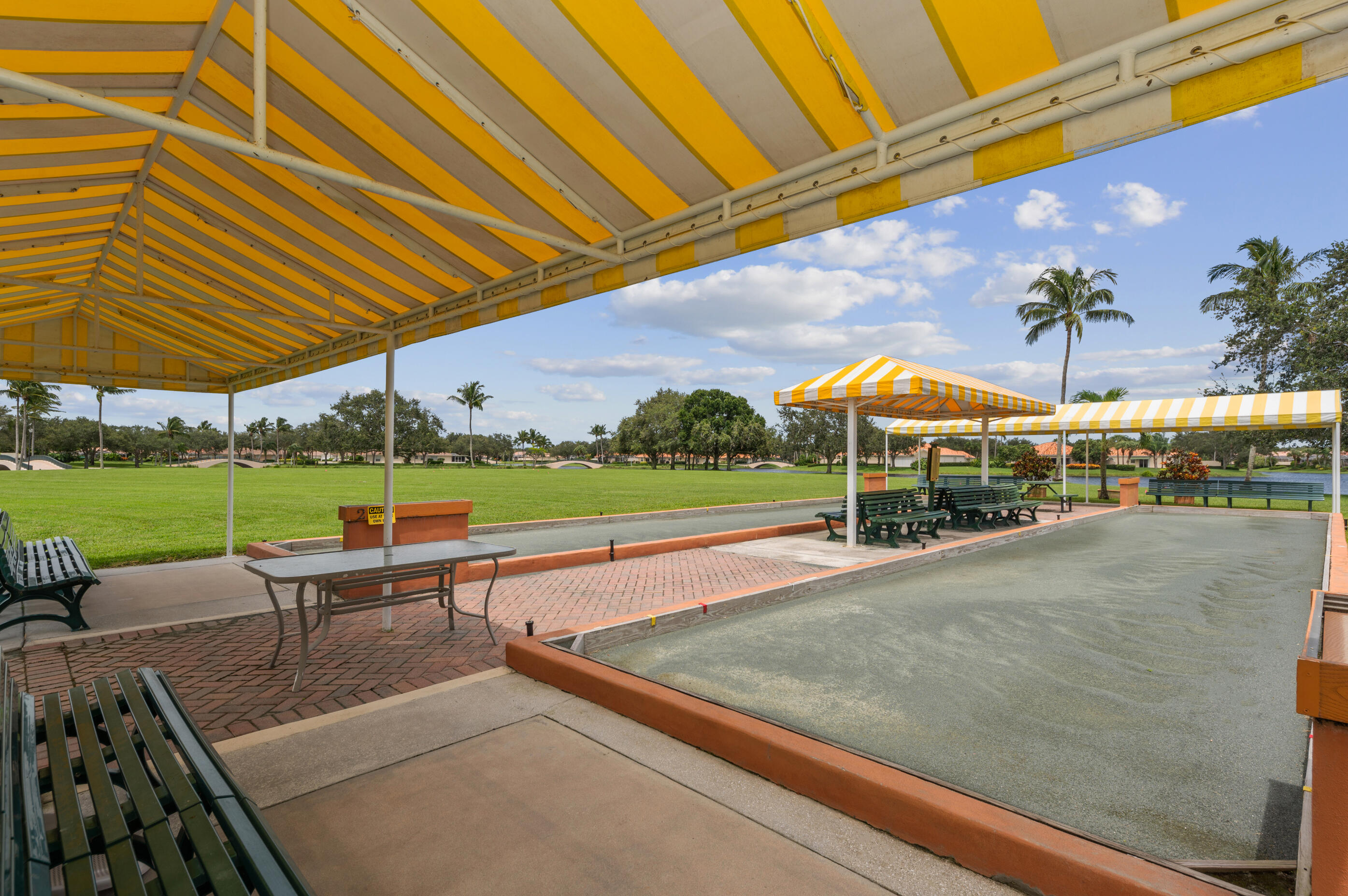 RIVERWALK - Residential