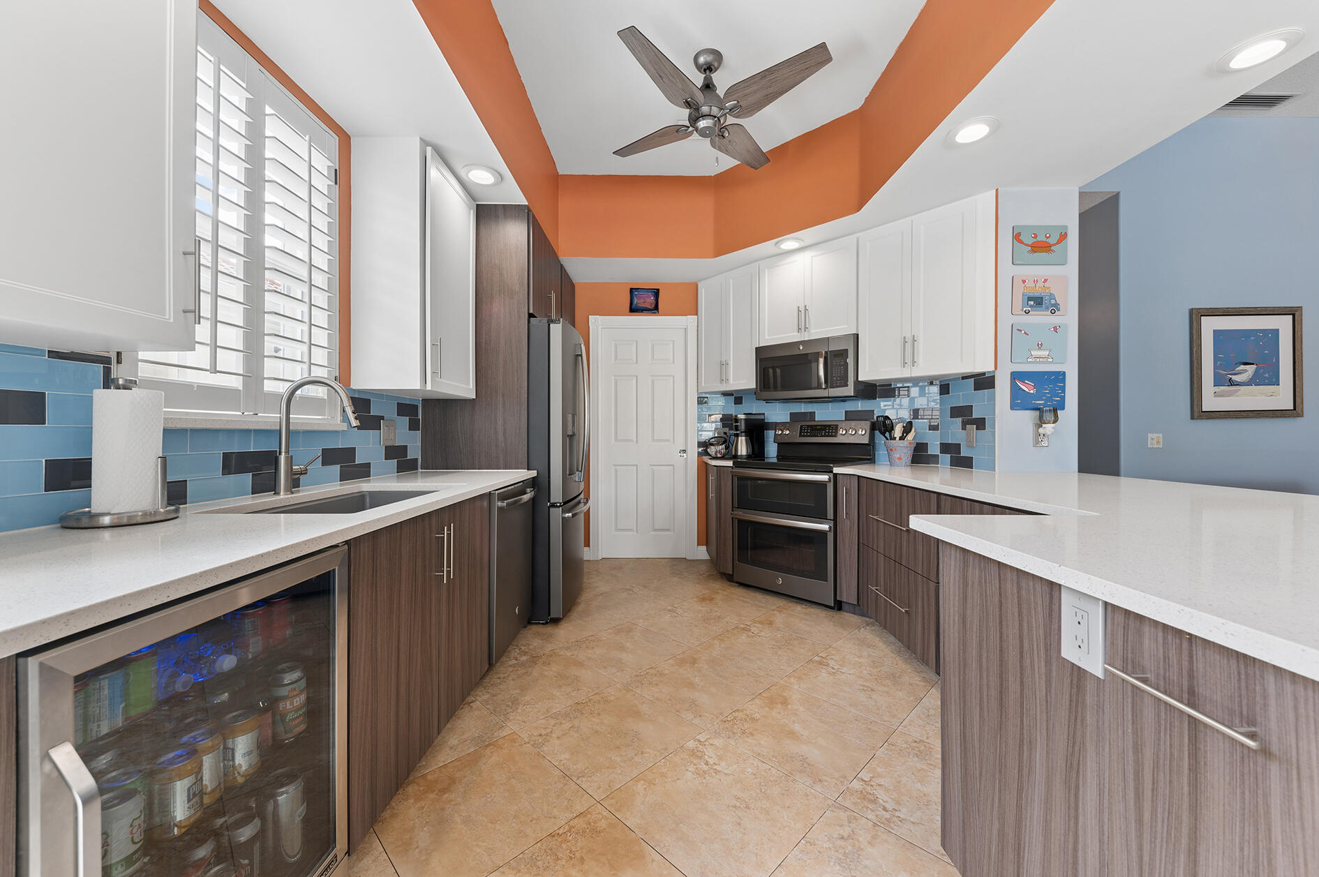 RIVERWALK - Residential