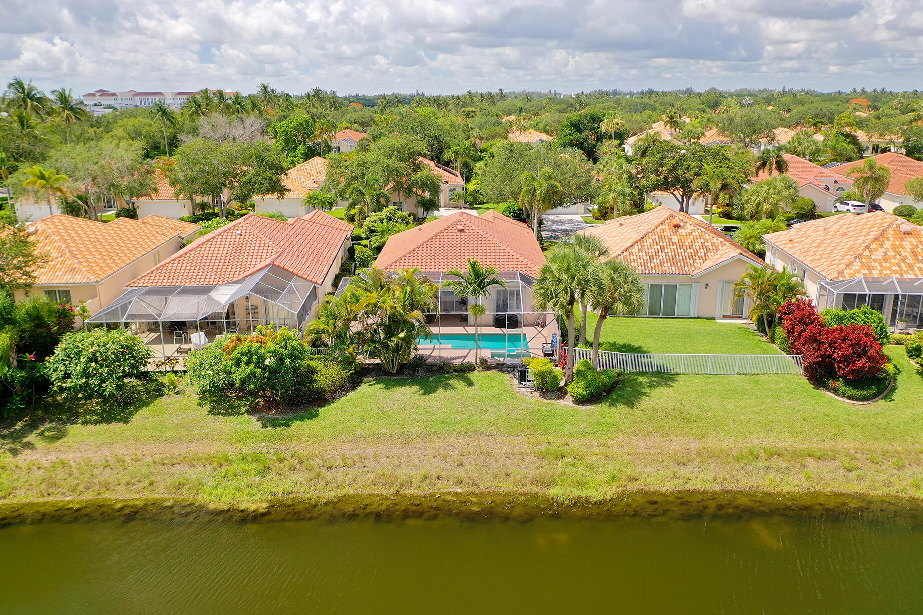 RIVERWALK - Residential