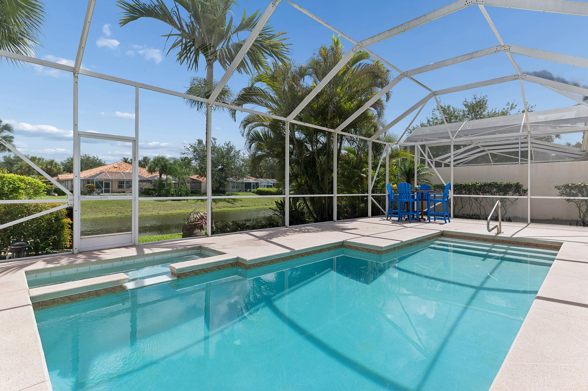 RIVERWALK - Residential