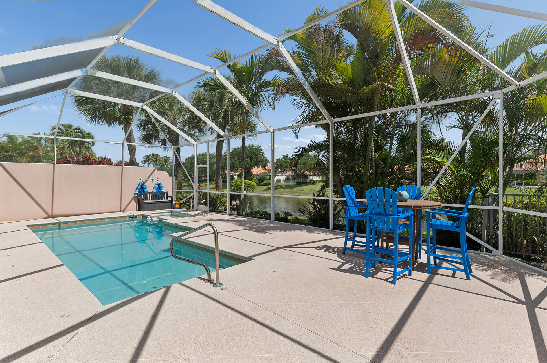 RIVERWALK - Residential