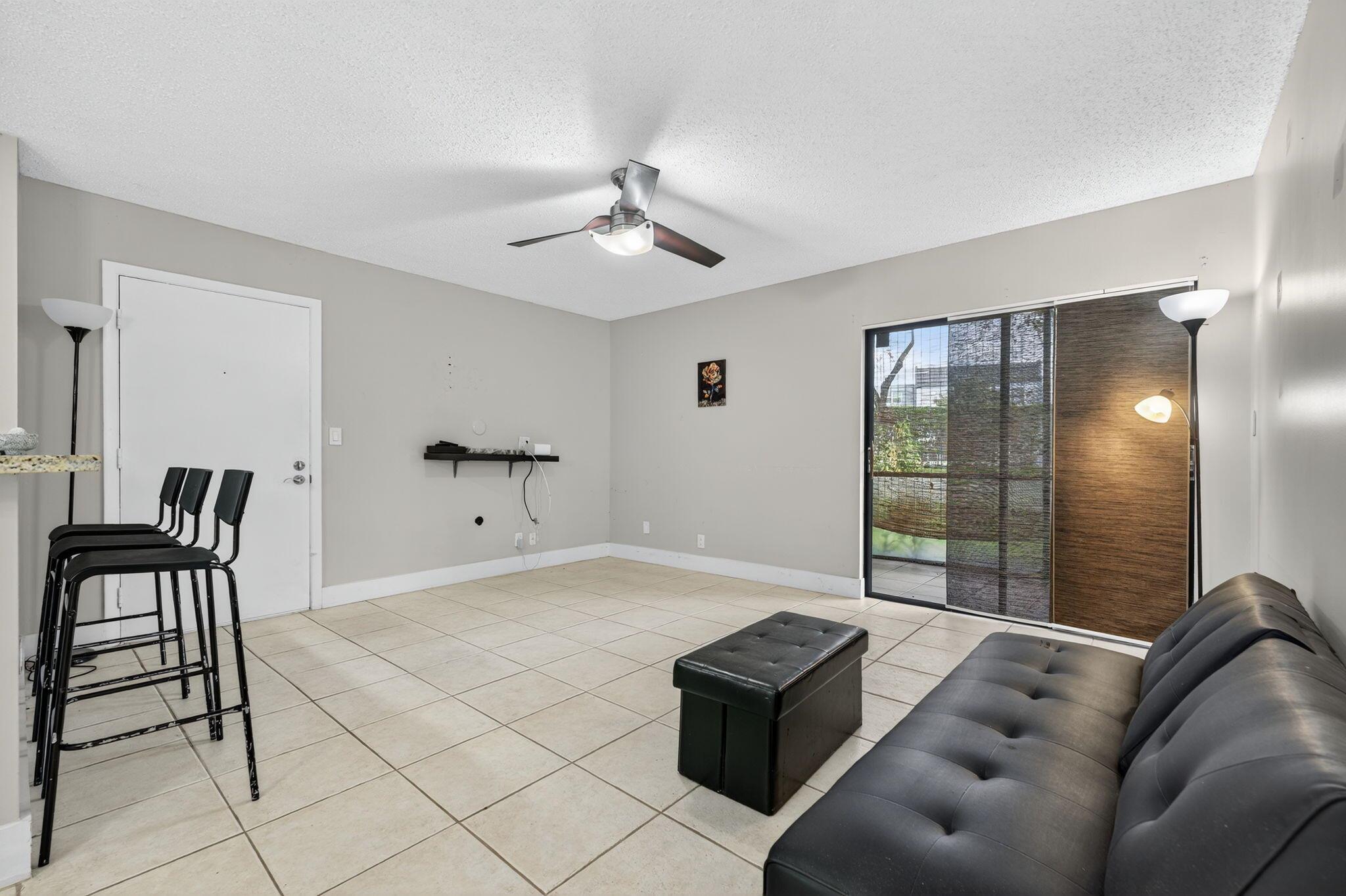 TAMARAC GARDENS CONDOMINI - Residential