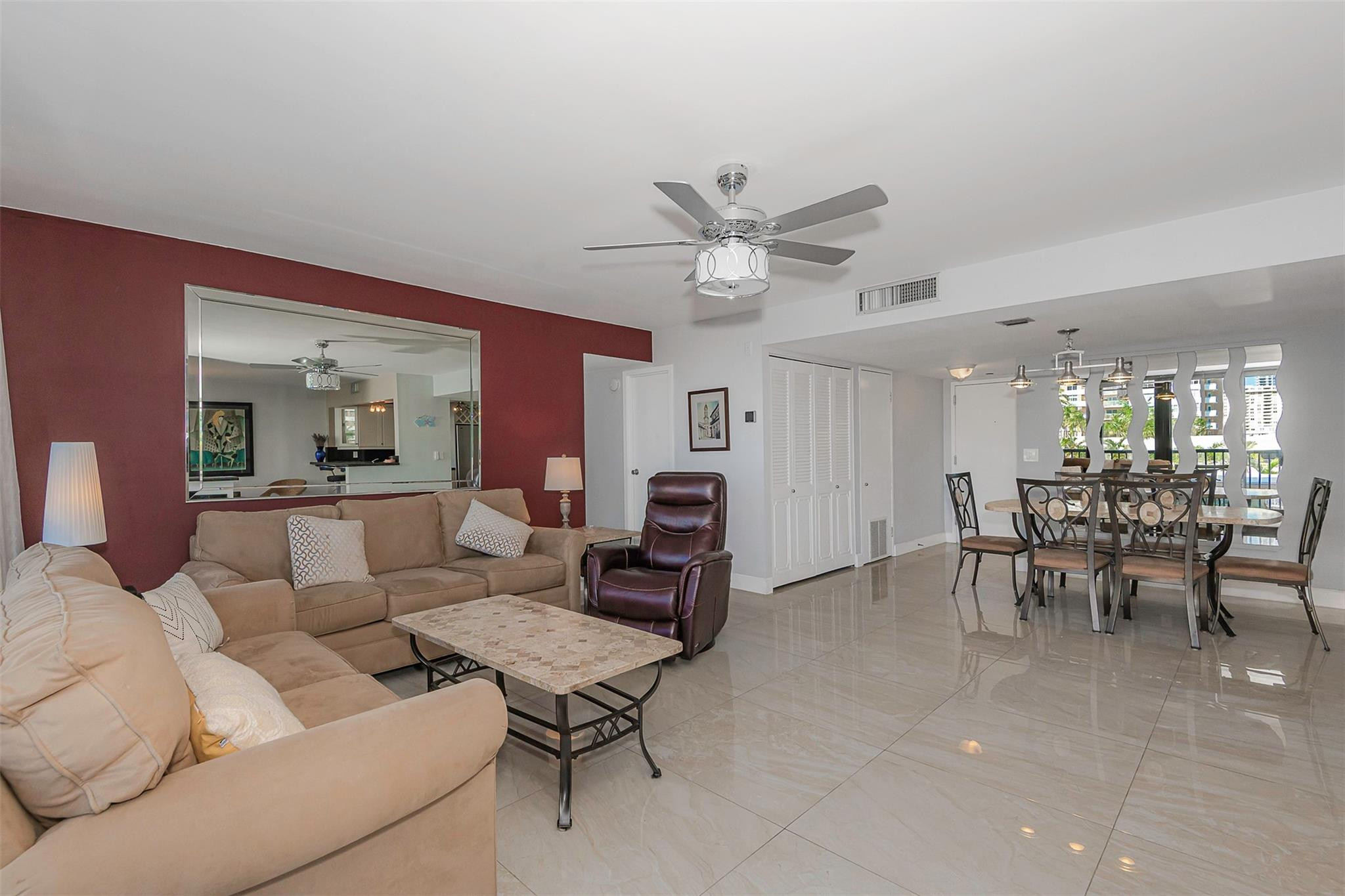 2017 S Ocean Drive 307