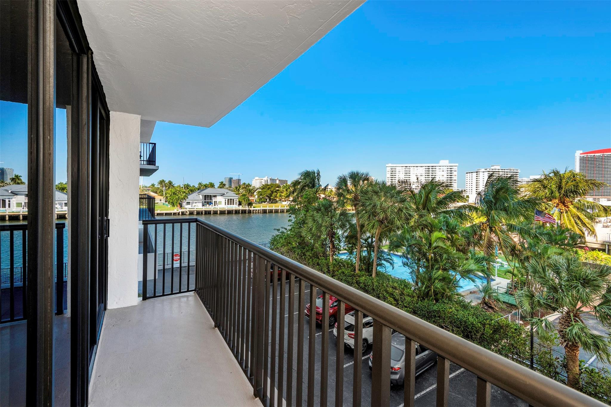 AVANT GARDE CONDO - Residential Lease