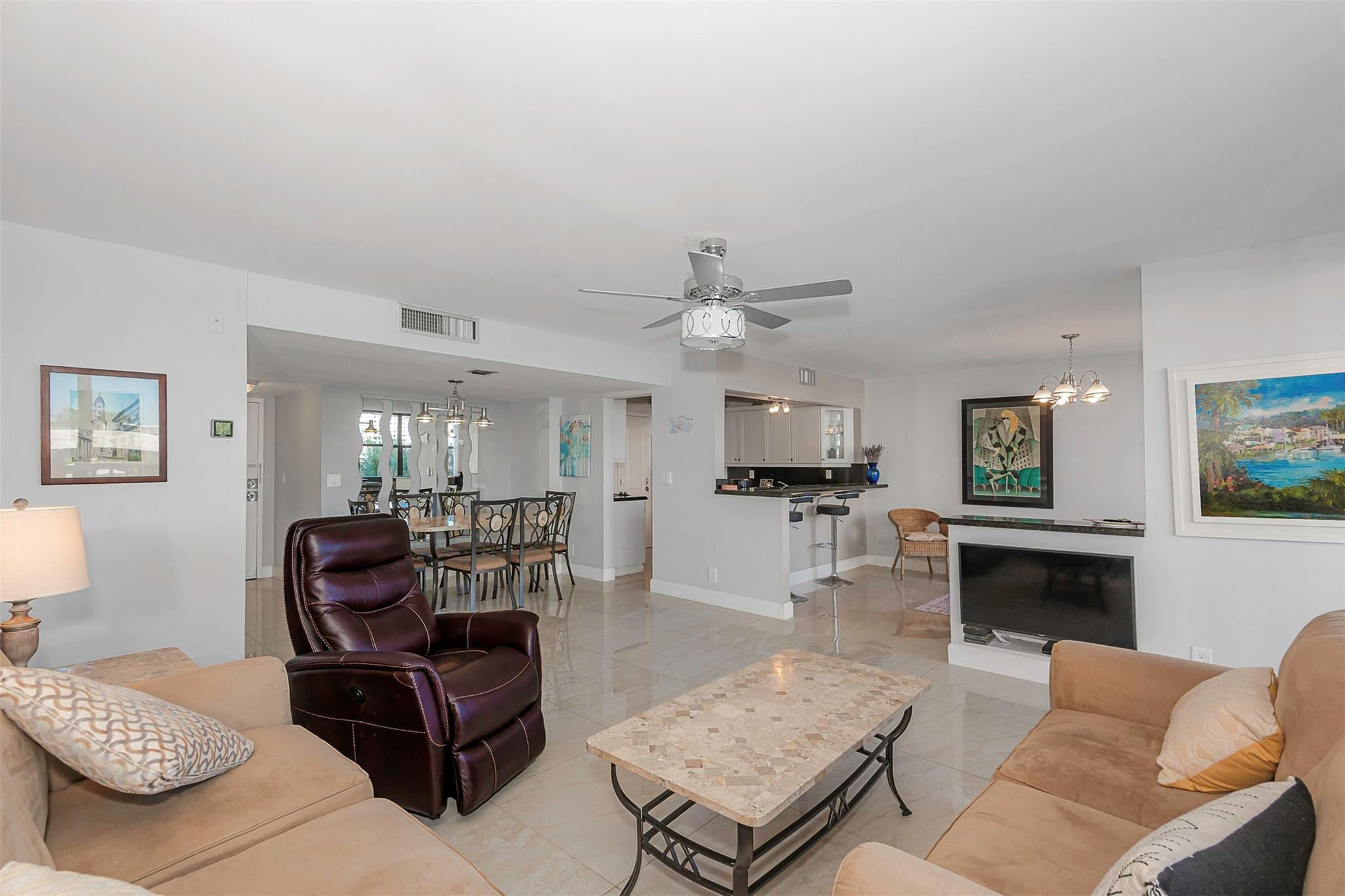 2017 S Ocean Drive 307