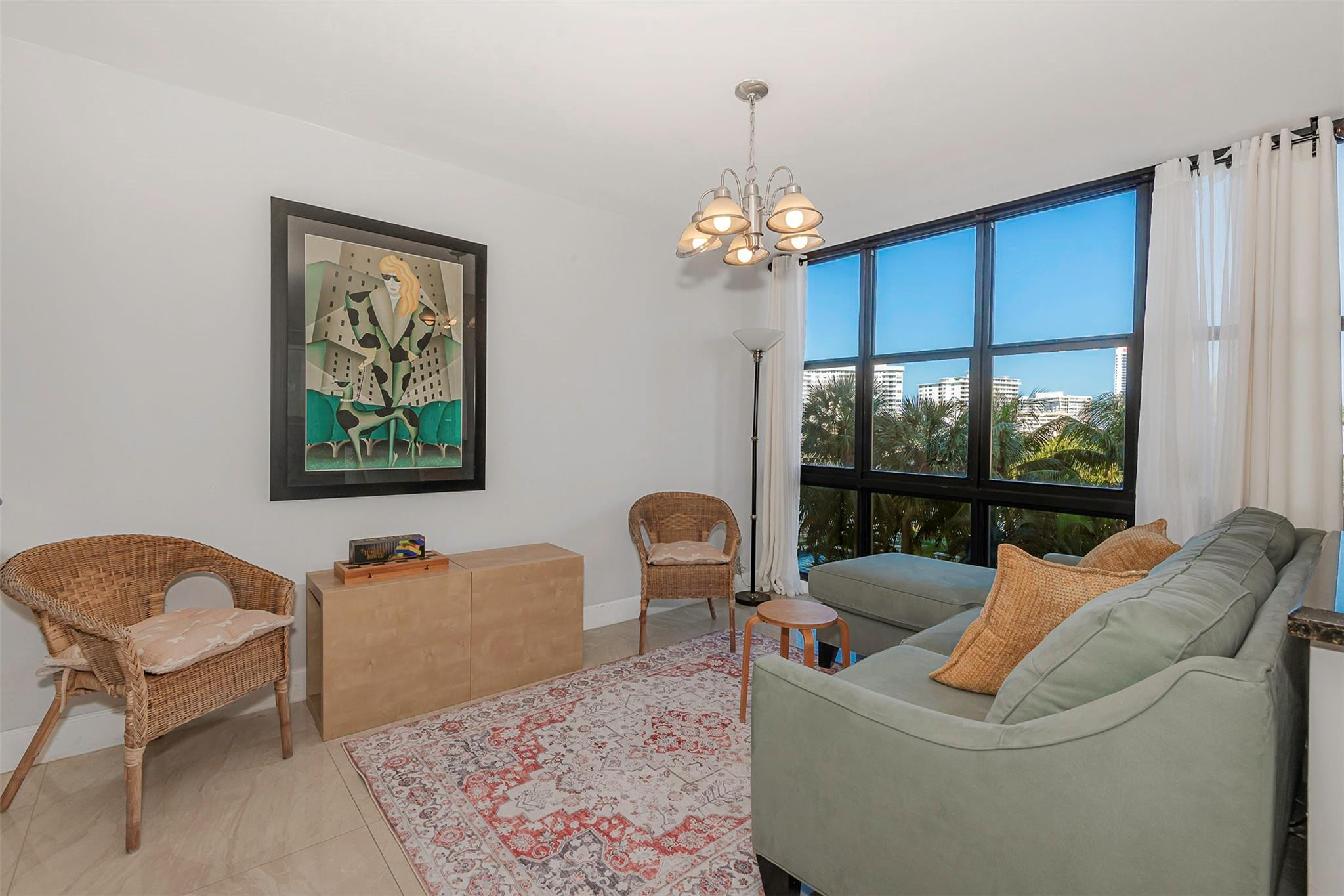 AVANT GARDE CONDO - Residential Lease