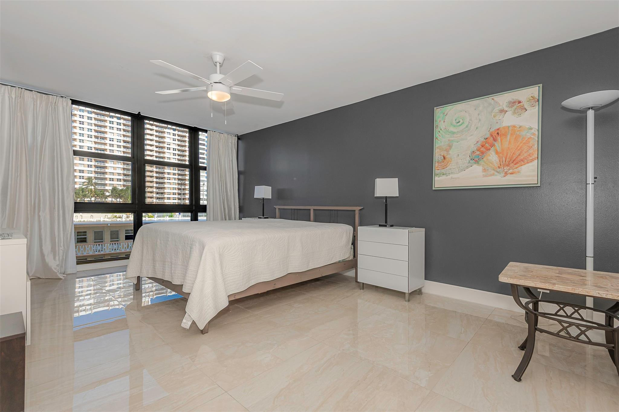 AVANT GARDE CONDO - Residential Lease