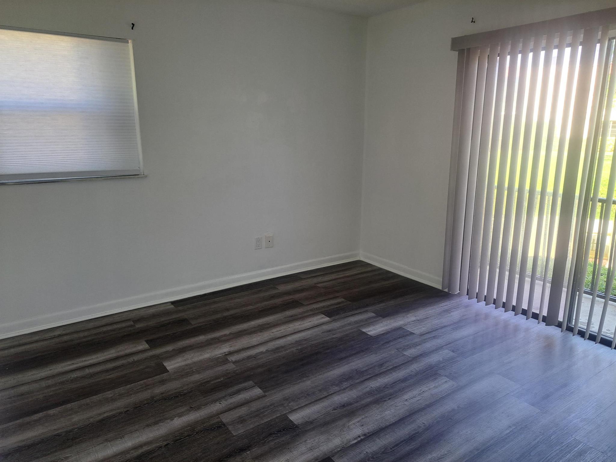 ISLAND HOUSE CONDOMINIUM - Residential Lease