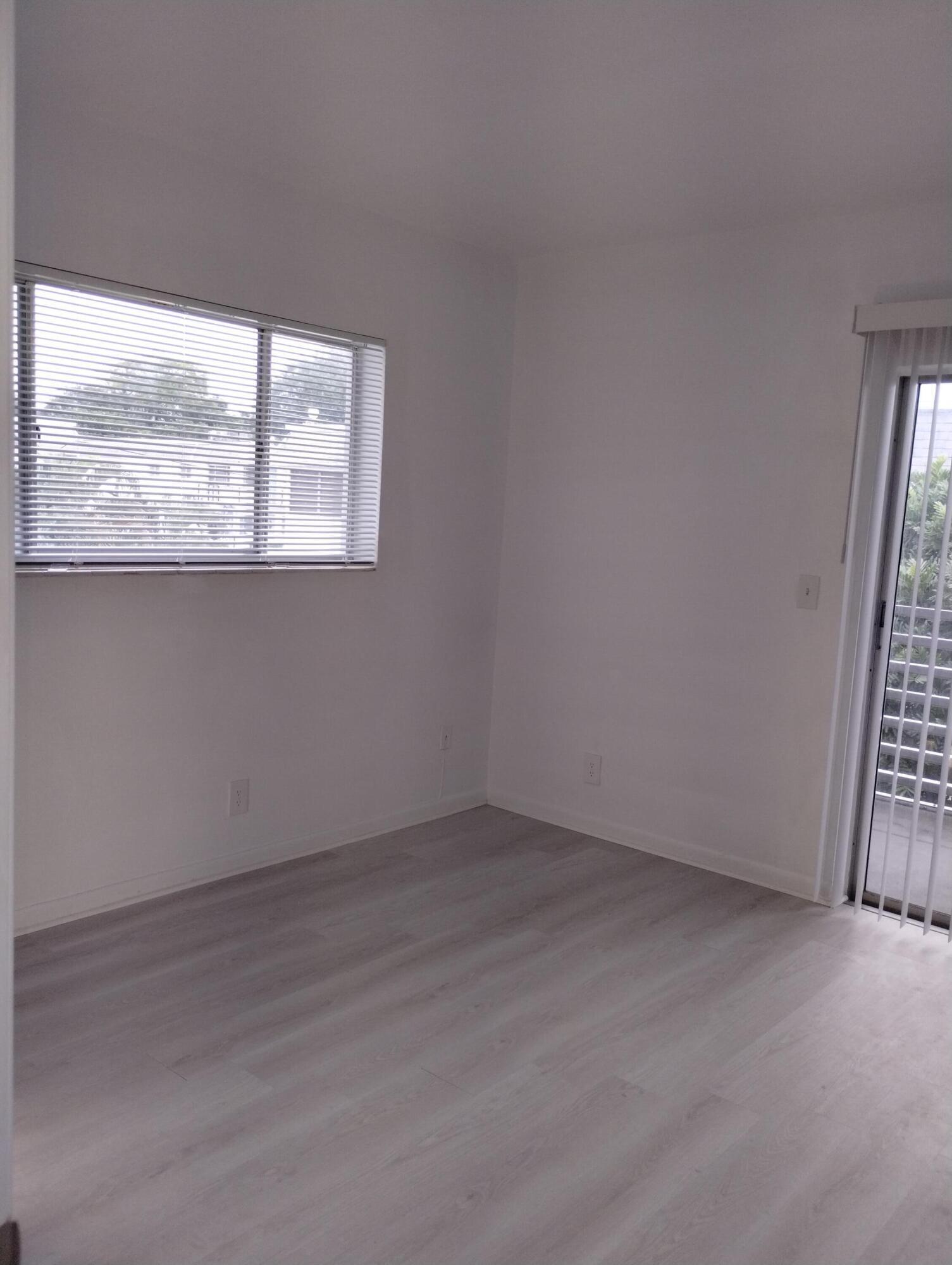 MURRY HILLS APT BLDG CONDO - Residential Lease