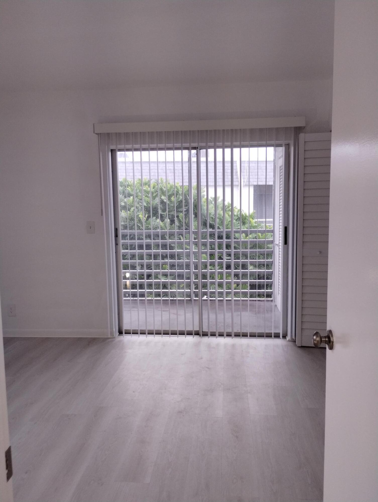 MURRY HILLS APT BLDG CONDO - Residential Lease