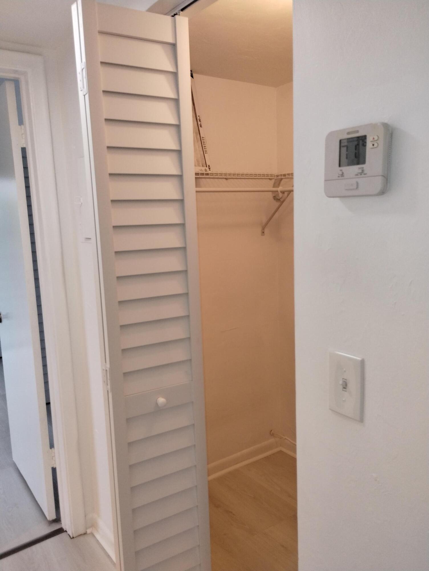 MURRY HILLS APT BLDG CONDO - Residential Lease