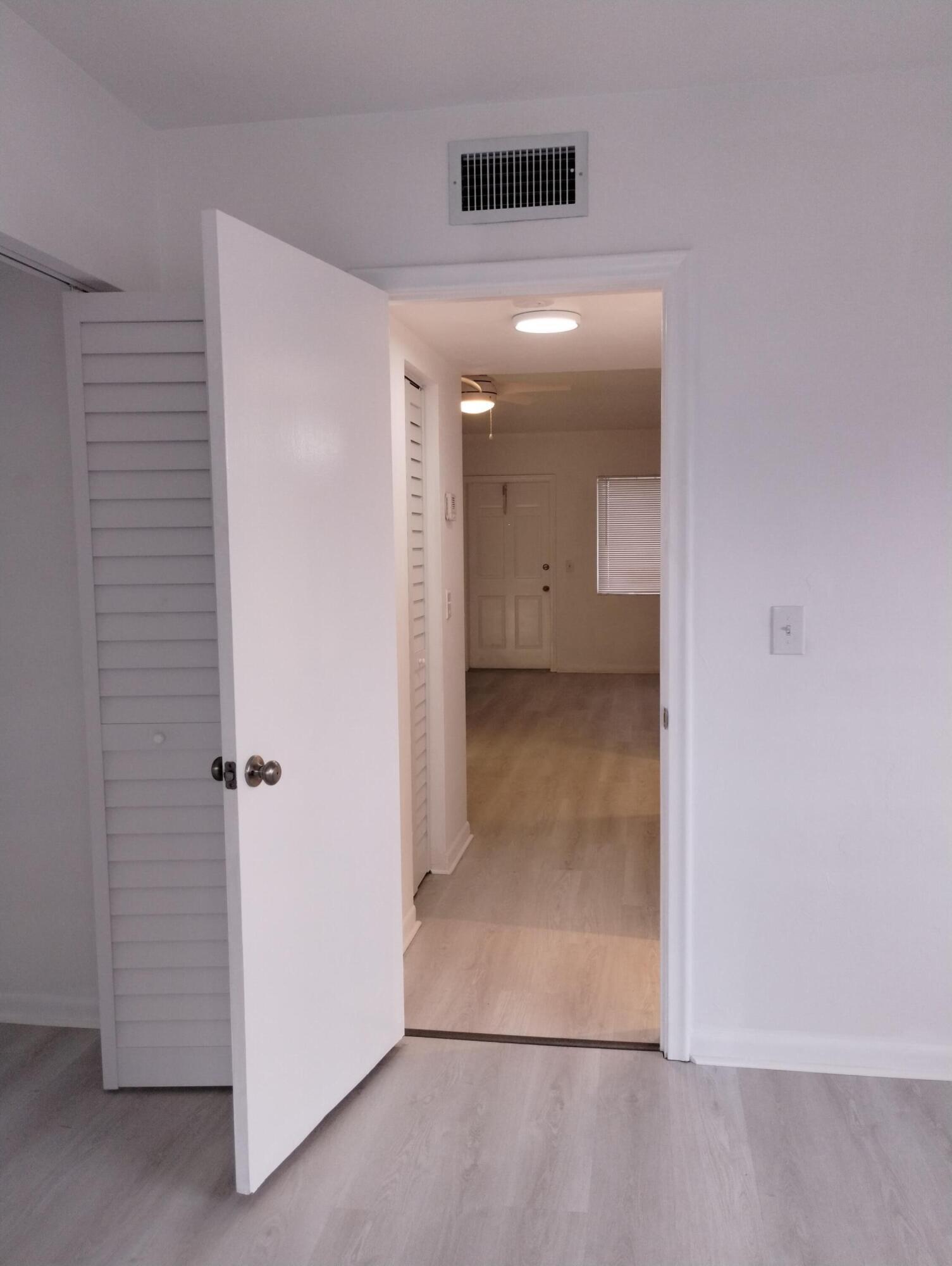 MURRY HILLS APT BLDG CONDO - Residential Lease