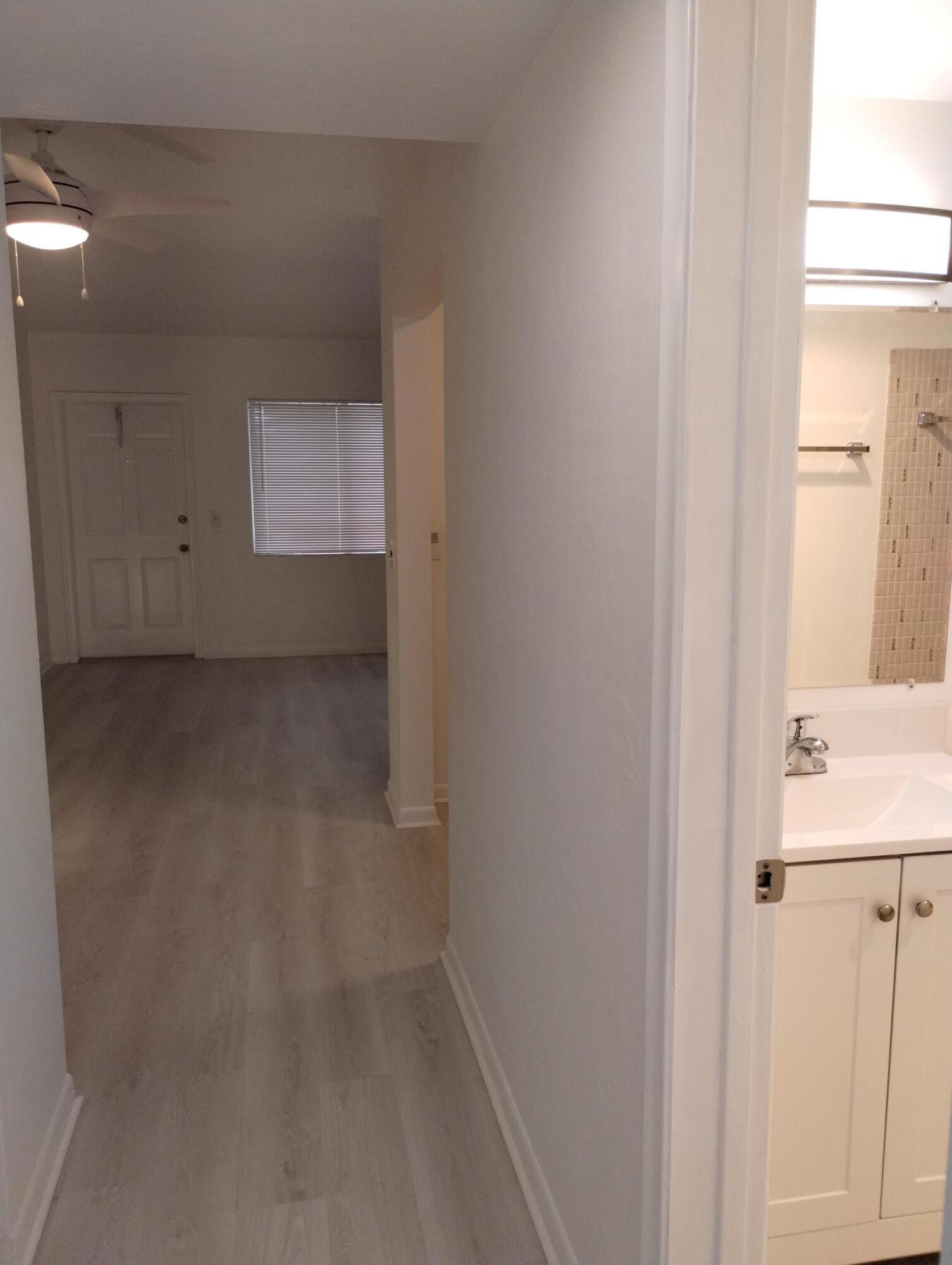 MURRY HILLS APT BLDG CONDO - Residential Lease