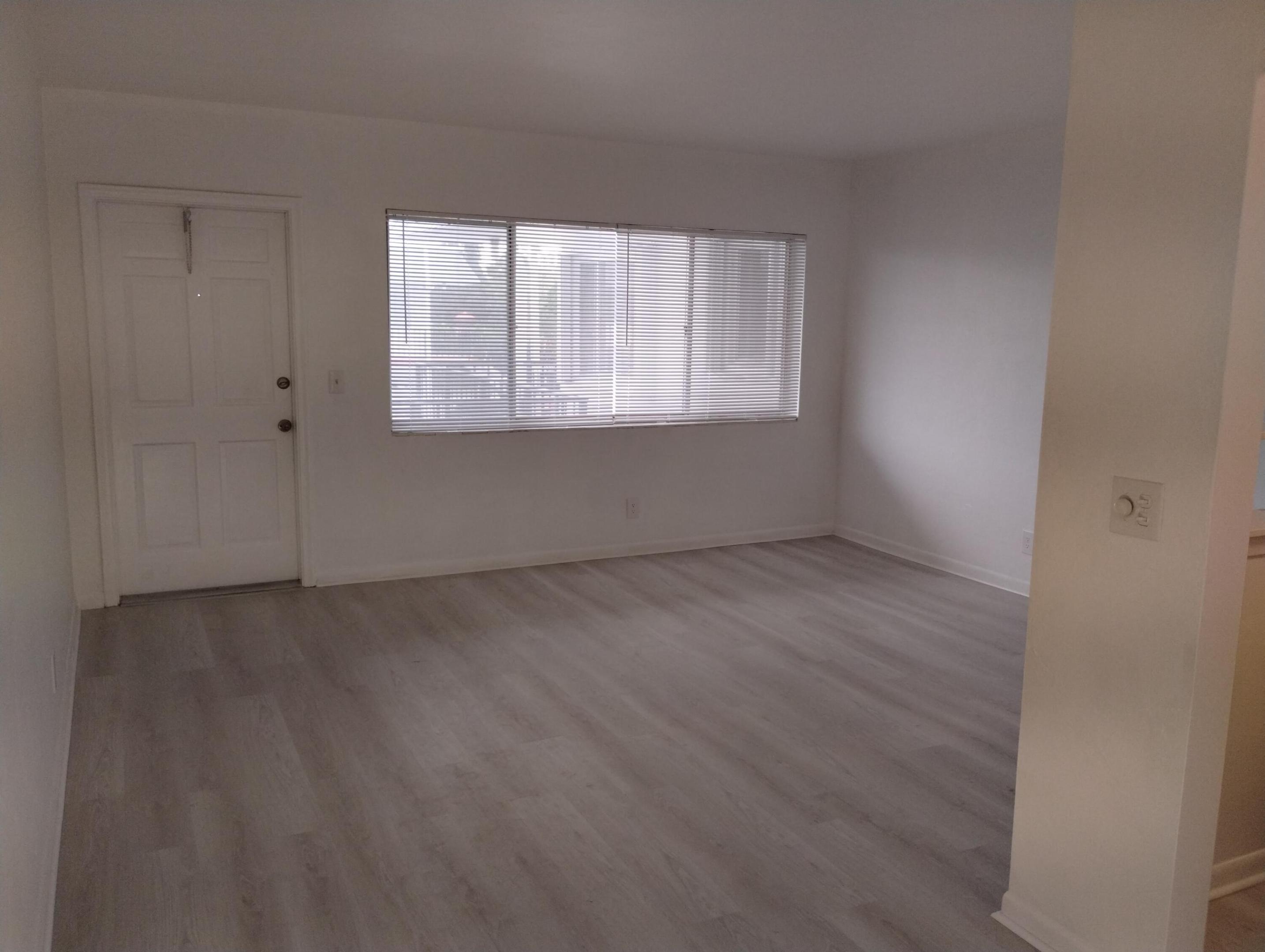 MURRY HILLS APT BLDG CONDO - Residential Lease