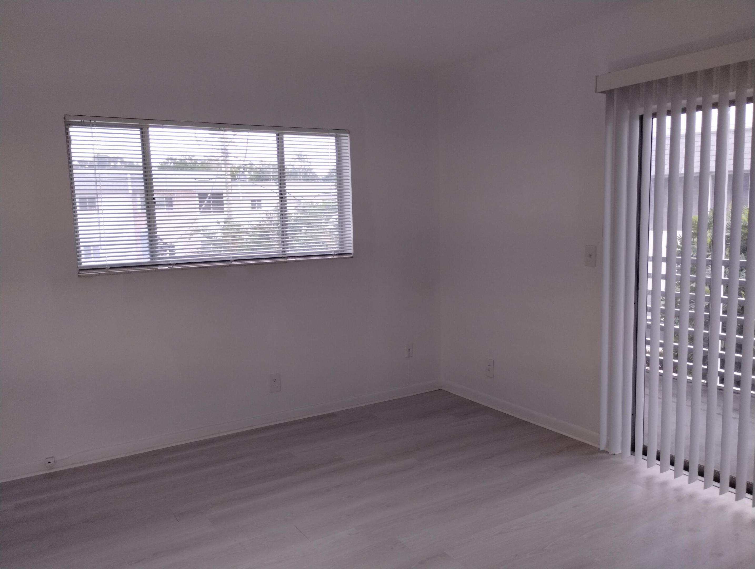 MURRY HILLS APT BLDG CONDO - Residential Lease