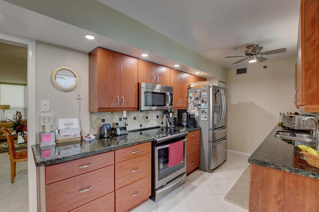 PROMENADE AT BOCA POINTE - Residential