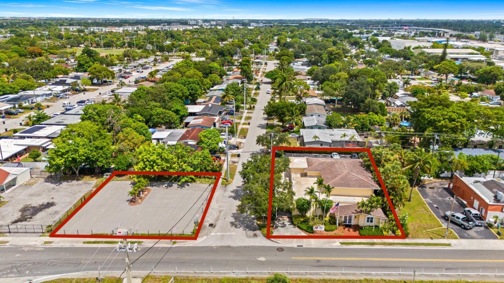 Photo of 2211 Davie Blvd, Fort Lauderdale, FL (MLS # B26082141)