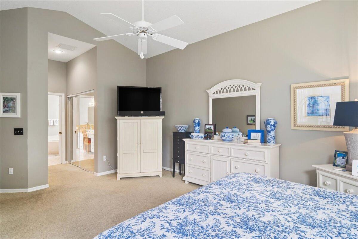 HAWKS VIEW - Residential