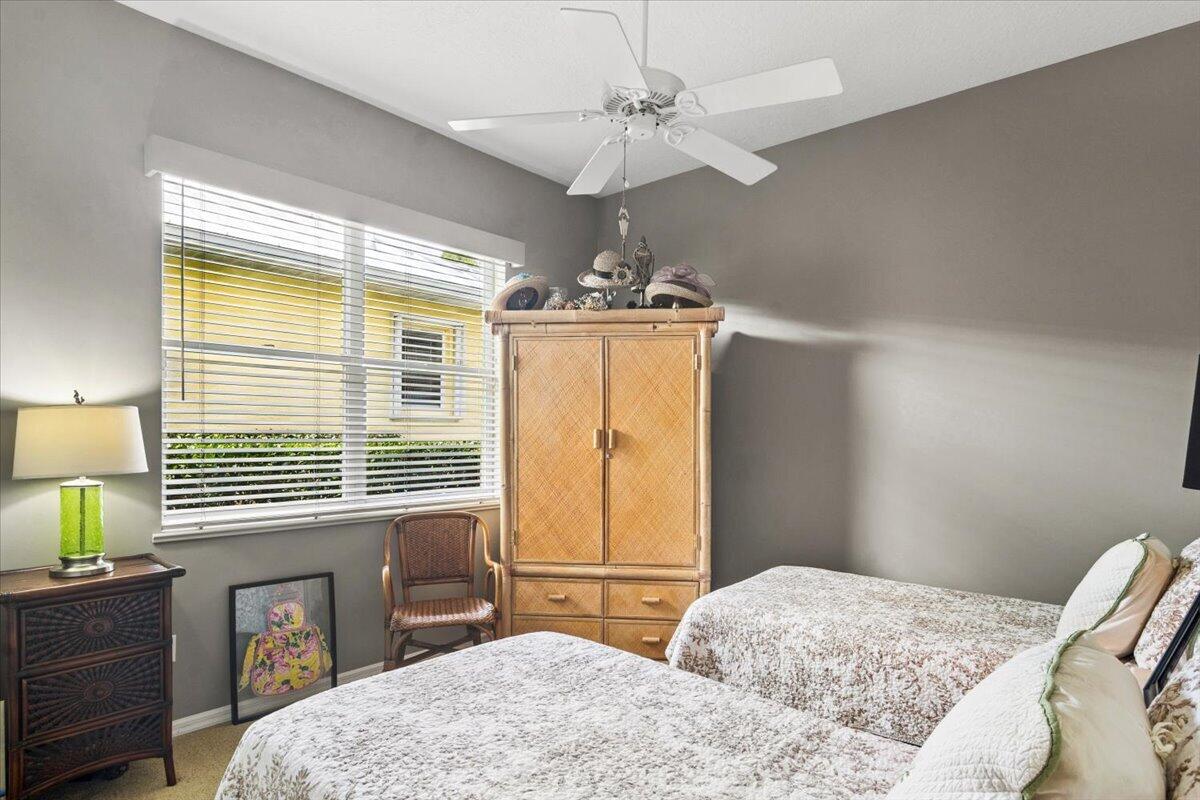 HAWKS VIEW - Residential