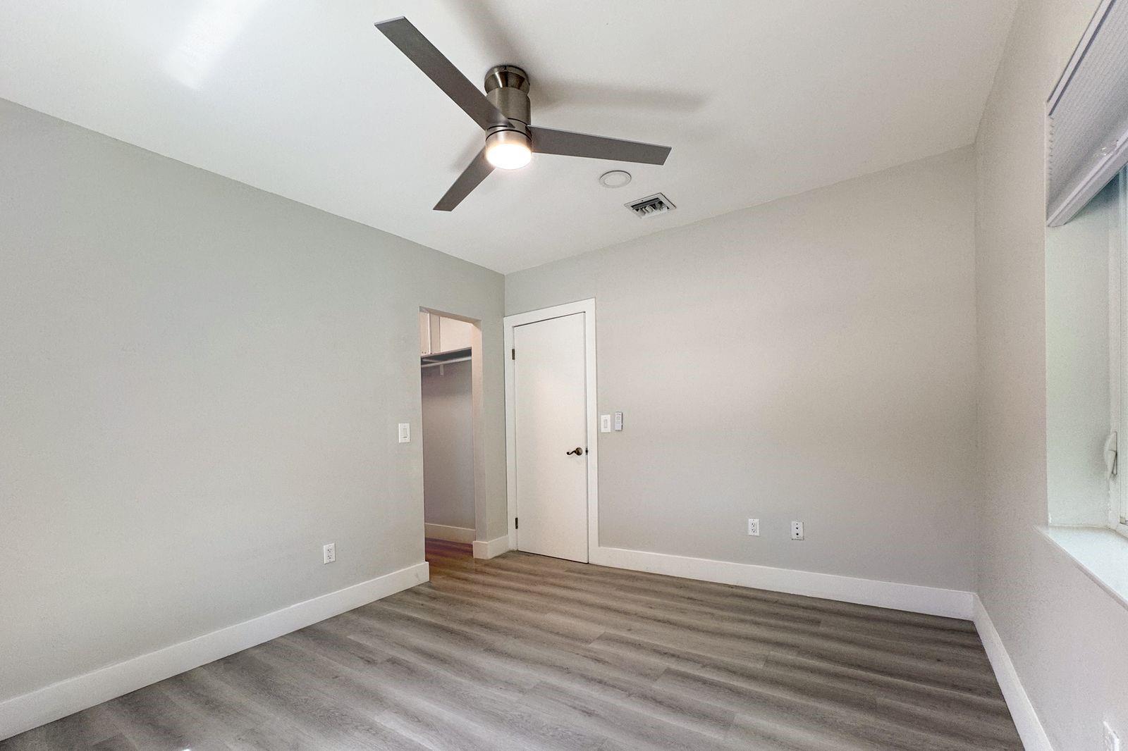 Middle River Park 5-28 B - Residential Lease