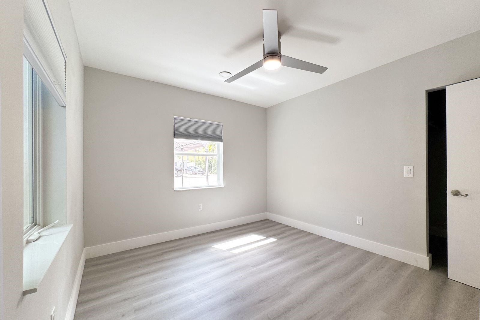 Middle River Park 5-28 B - Residential Lease