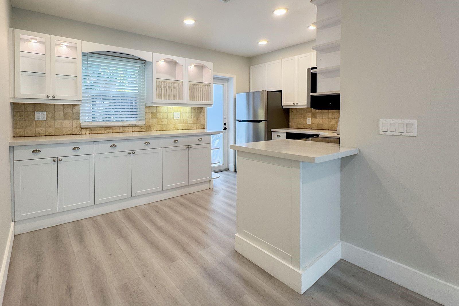 Middle River Park 5-28 B - Residential Lease