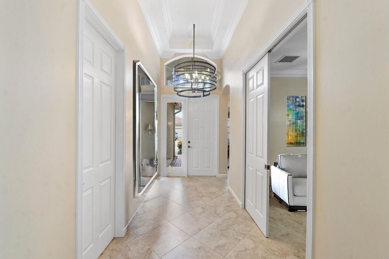 6828 Belmont Shore Dr