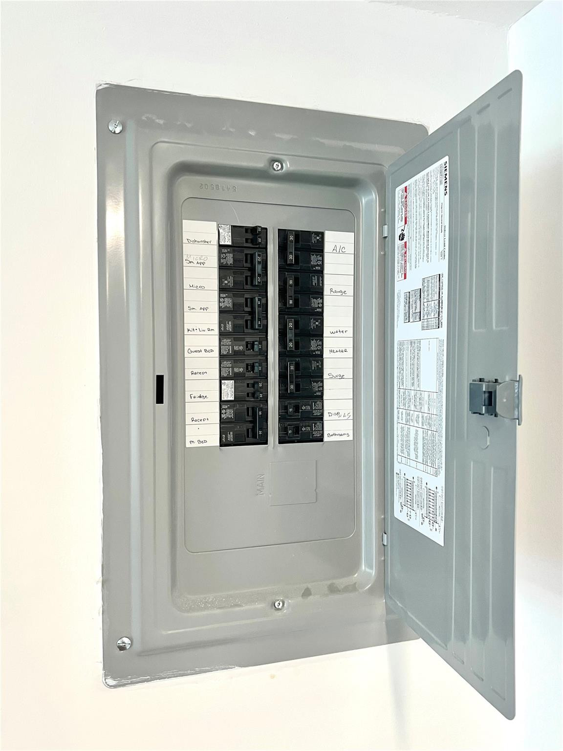 IMPERIAL POINT COLONNADES - Residential