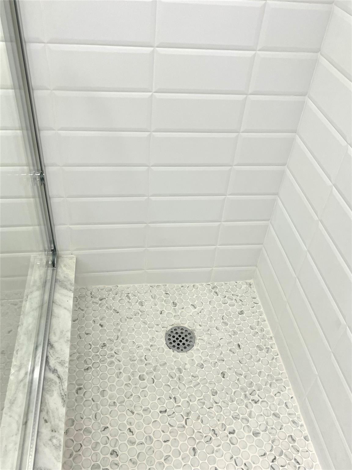 IMPERIAL POINT COLONNADES - Residential