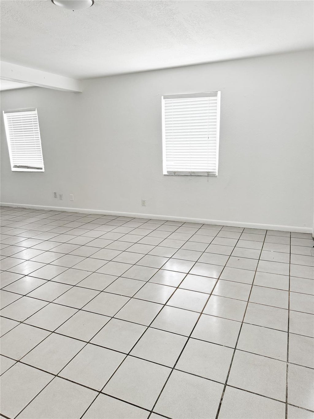 Photo of 1405 NW 6TH Avenue, Fort Lauderdale, FL 33311 (MLS # B26080187)