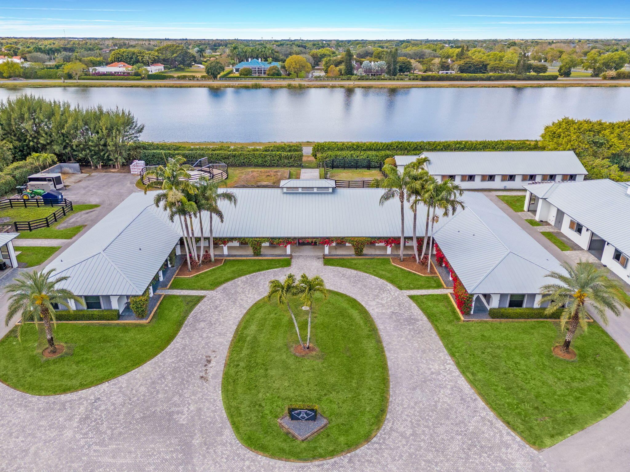 SOUTHFIELDS WELLINGTON COUNTRY - Residential Lease