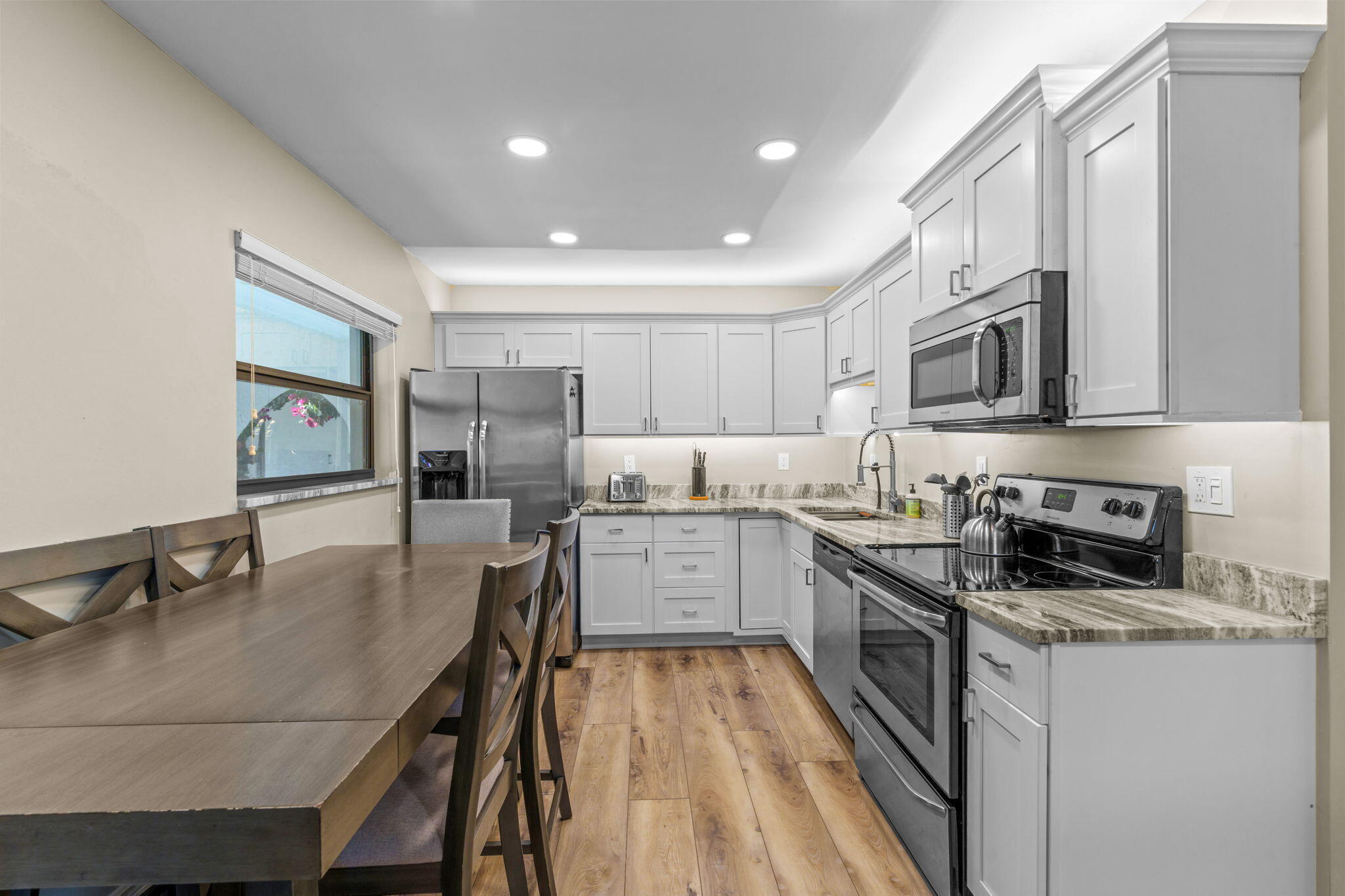 SOUTHFIELDS WELLINGTON COUNTRY - Residential Lease